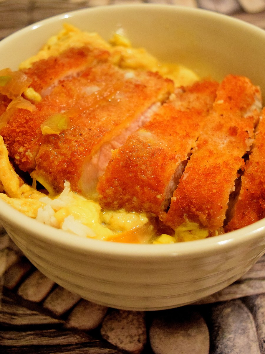 Katsudon “Japanese Pork Cutlet Rice&nbsp;Bowl”